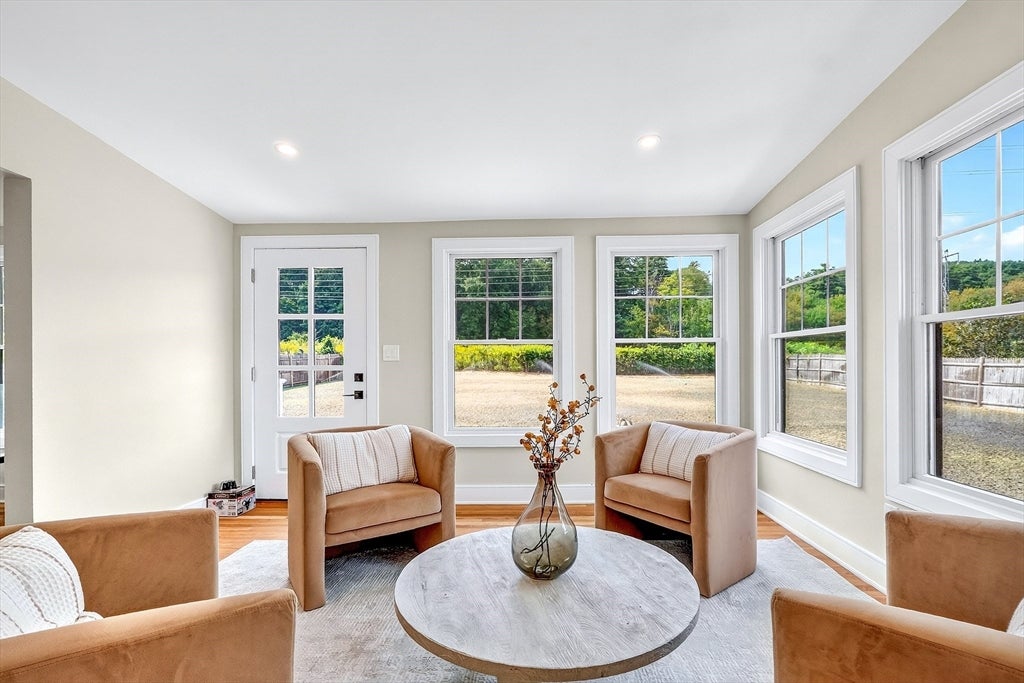 28 Fieldstone Dr, Burlington, MA Photo #14