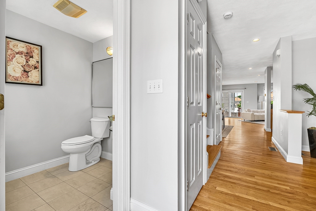 99 4th St 1