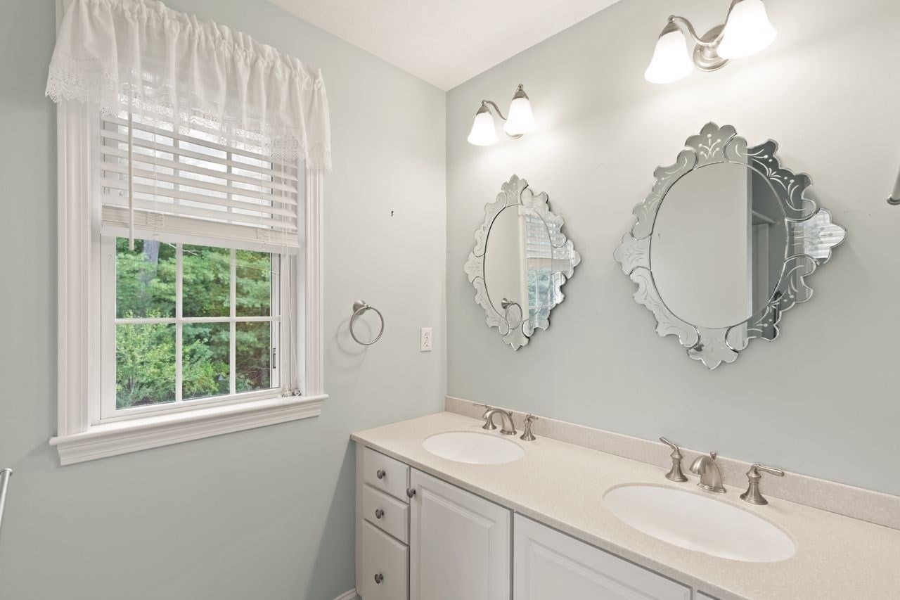 36 Shannon Marie Way, Easton, MA Photo #26