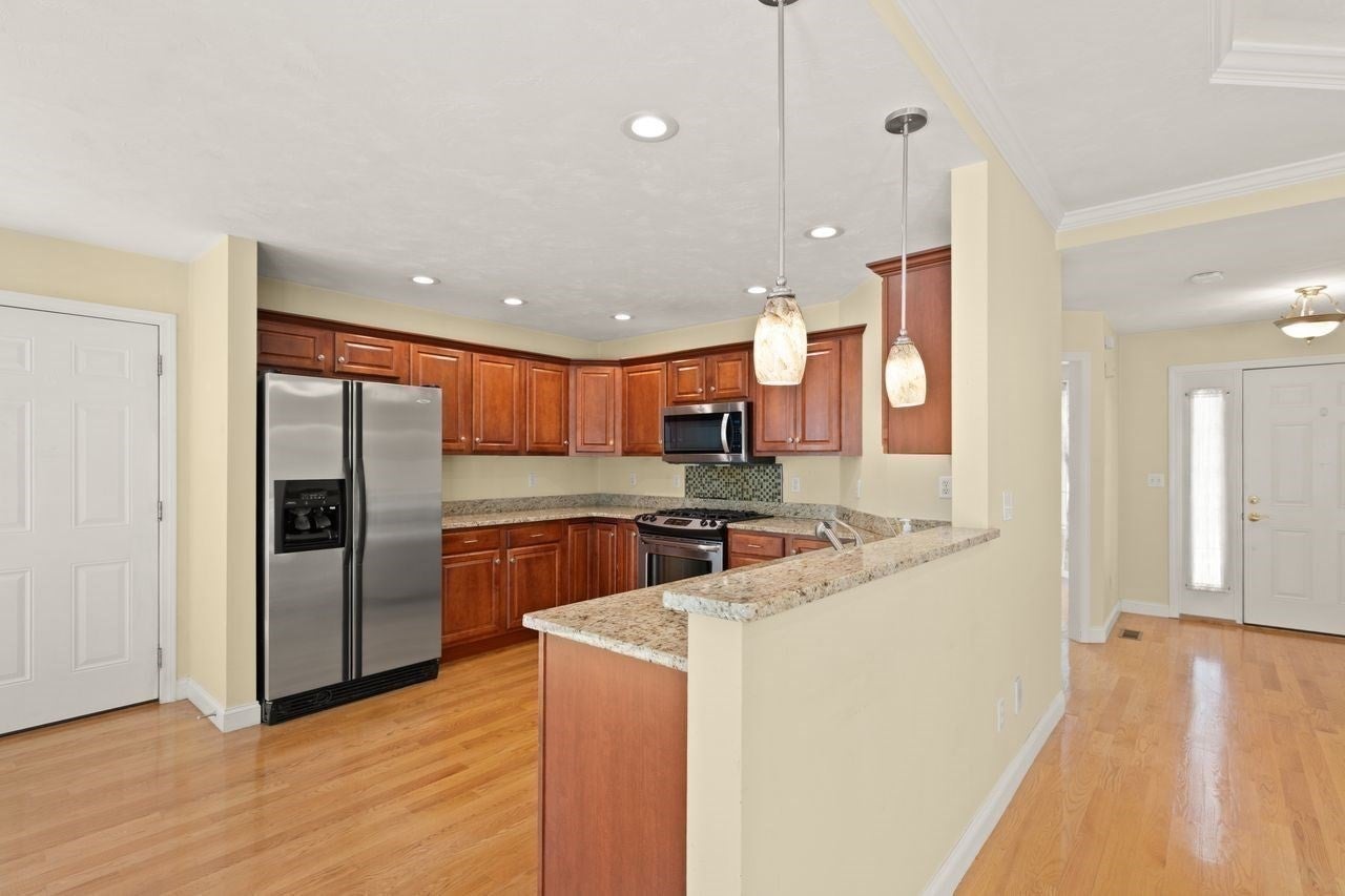 36 Shannon Marie Way, Easton, MA Photo #17