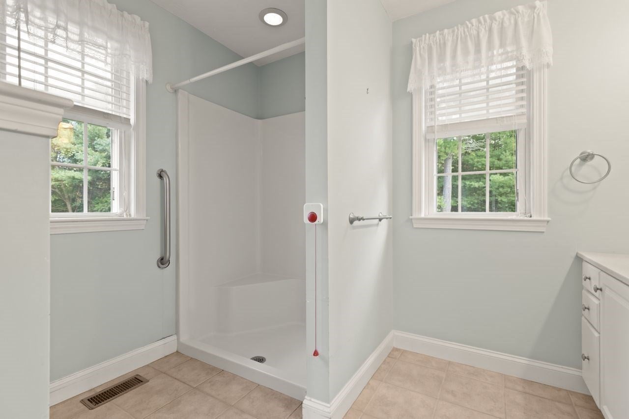 36 Shannon Marie Way, Easton, MA Photo #27