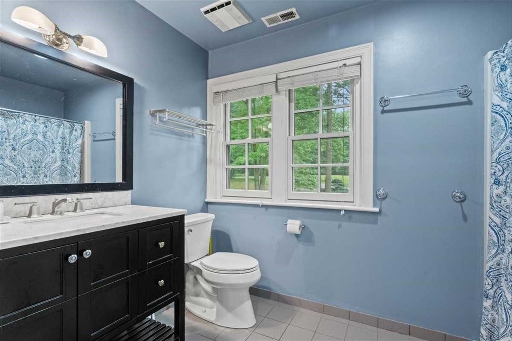 68 Vaughn Hill Rd, Bolton, MA, 68 Vaughn Hill Rd, Bolton, MA Photo #26