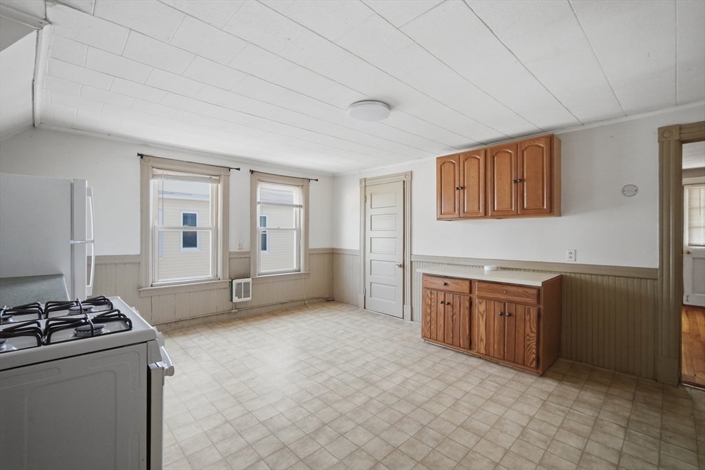 23 Frederick St, Westfield, MA, 23 Frederick St, Westfield, MA Photo #7