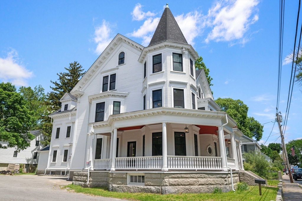 16 Water St A