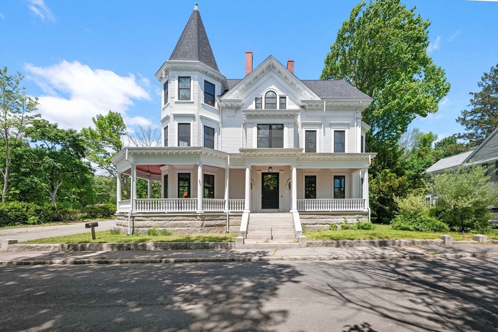 16 Water St A