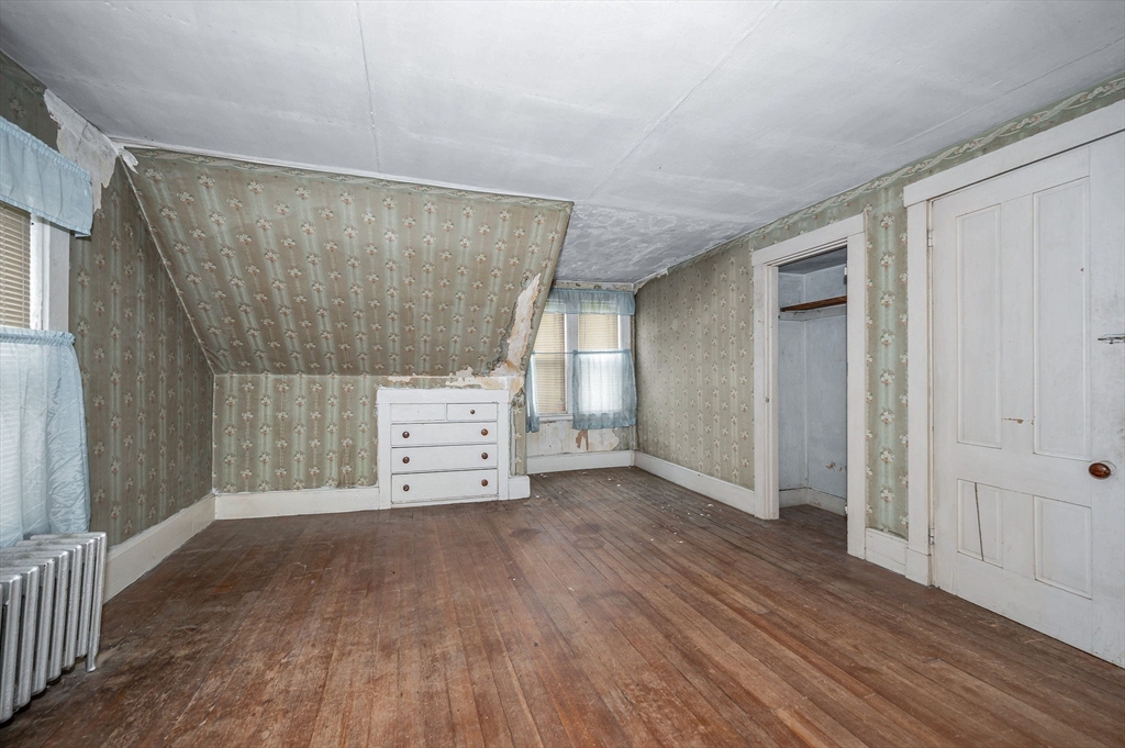 39 Pleasant St
