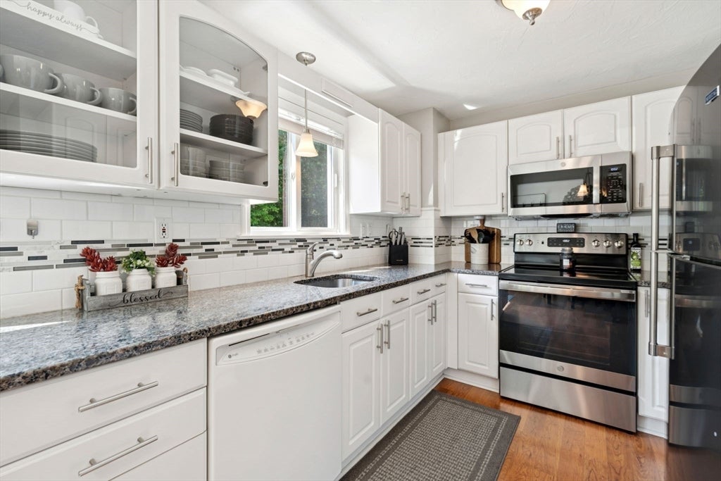 161 Winter St #6, Hanson, MA, 161 Winter St #6, Hanson, MA Photo #2
