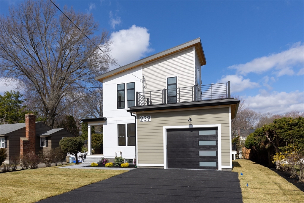 239 Mountain Ave