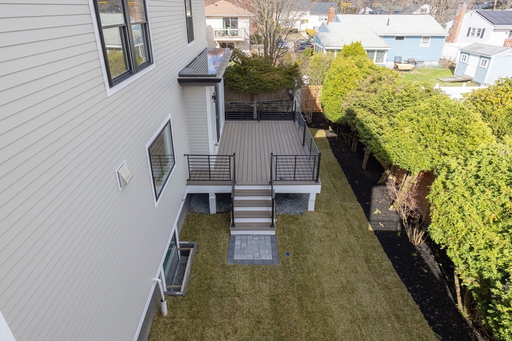 239 Mountain Ave