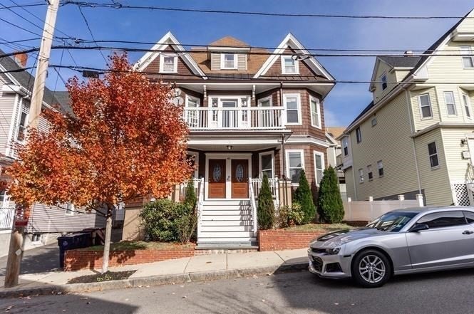 Photo of 40 Gledhill Ave, Everett, MA