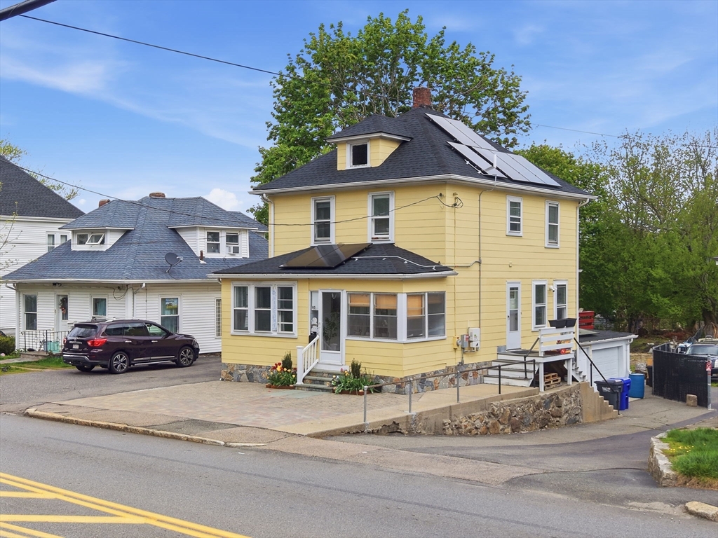 Photo of 85 Purchase St, Milford, MA