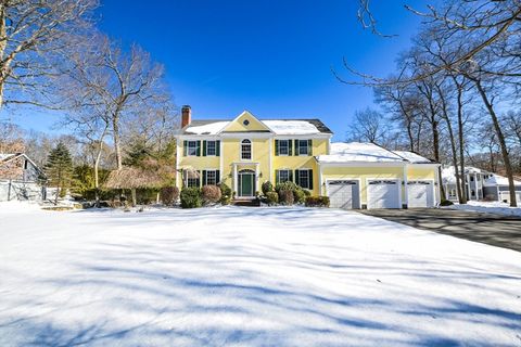 Photo of 78 Emerald Dr, Dartmouth, MA 02747 (MLS # 73478017)