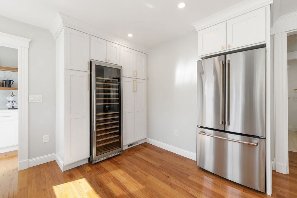 87 Irving St #1, Waltham, MA Photo #7