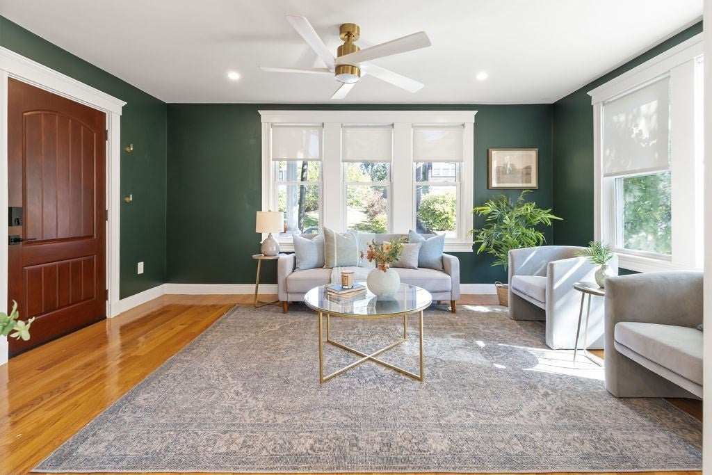 Photo of 87 Irving St, Waltham, MA