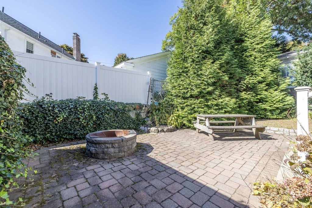 87 Irving St #1, Waltham, MA Photo #14