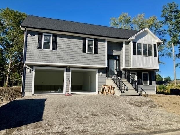 Photo of 17 Lynch Way, Swansea, MA