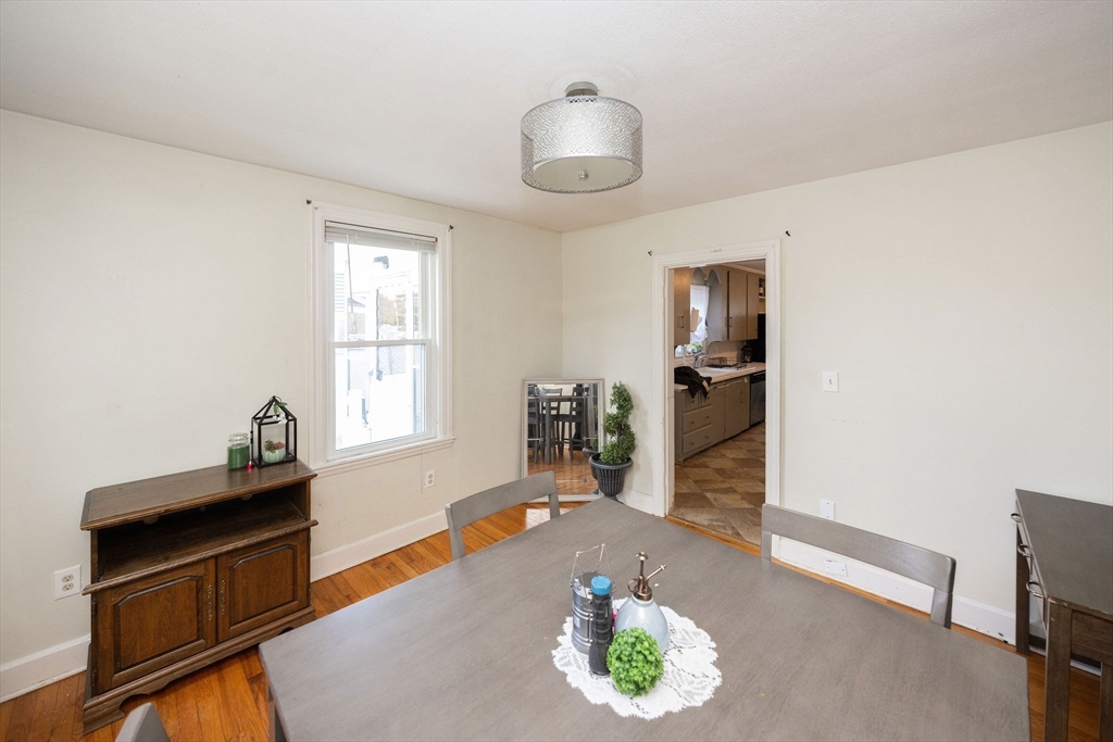 217 W Main St