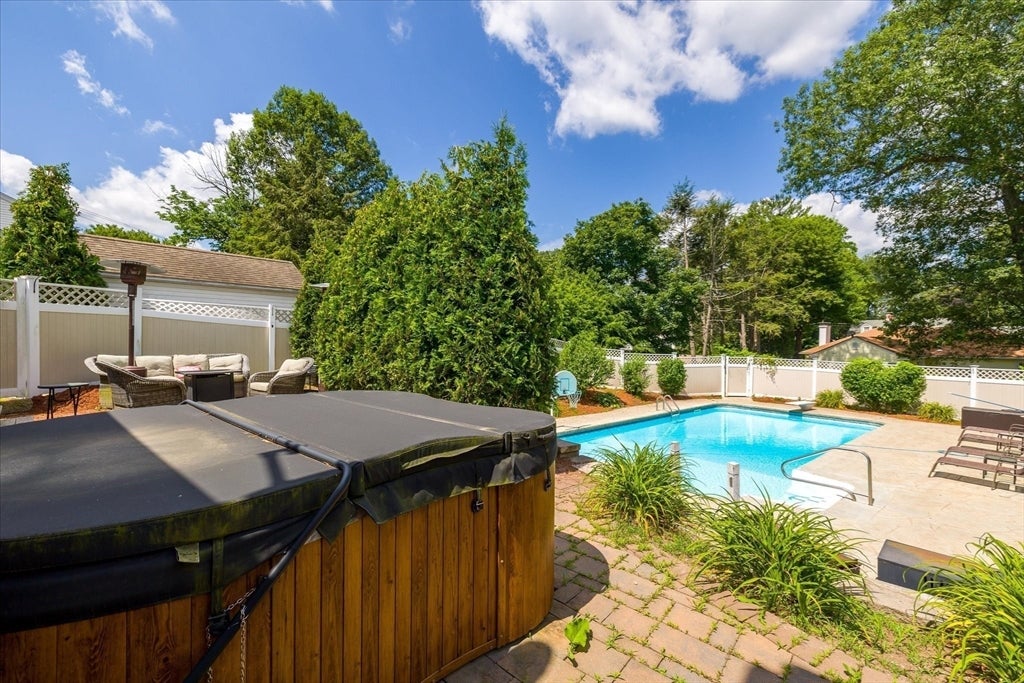 3 Arrowhead Ave, Auburn, MA, 3 Arrowhead Ave, Auburn, MA Photo #28