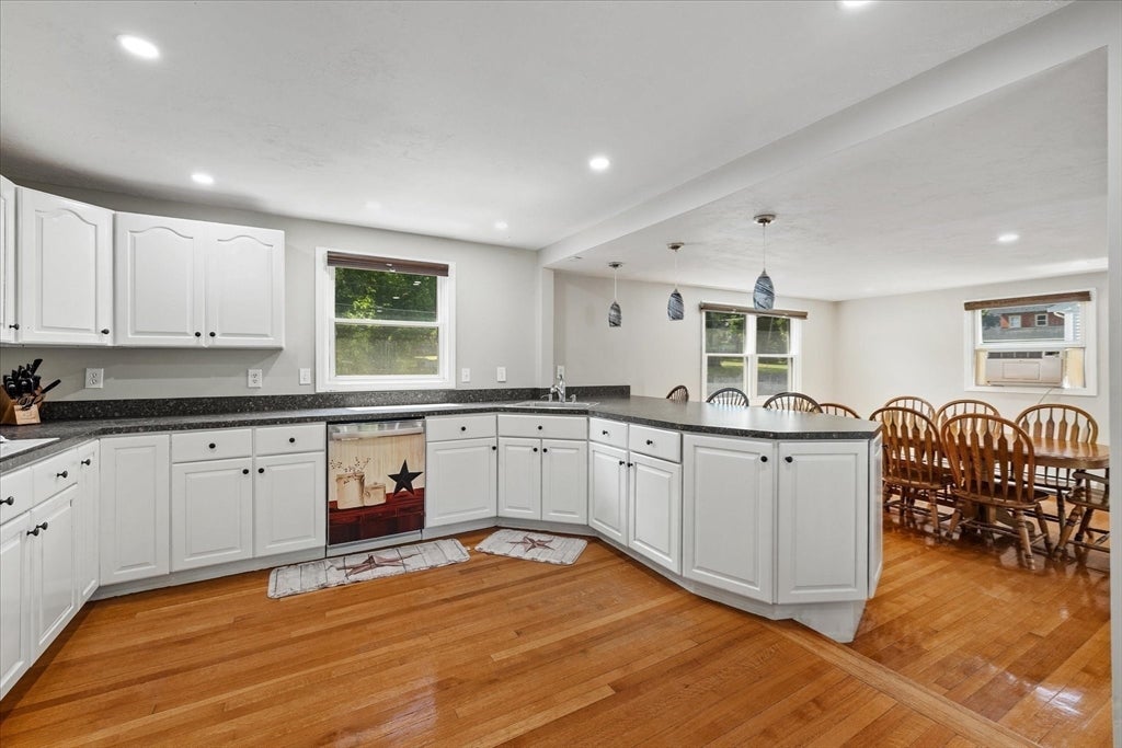 3 Arrowhead Ave, Auburn, MA, 3 Arrowhead Ave, Auburn, MA Photo #10