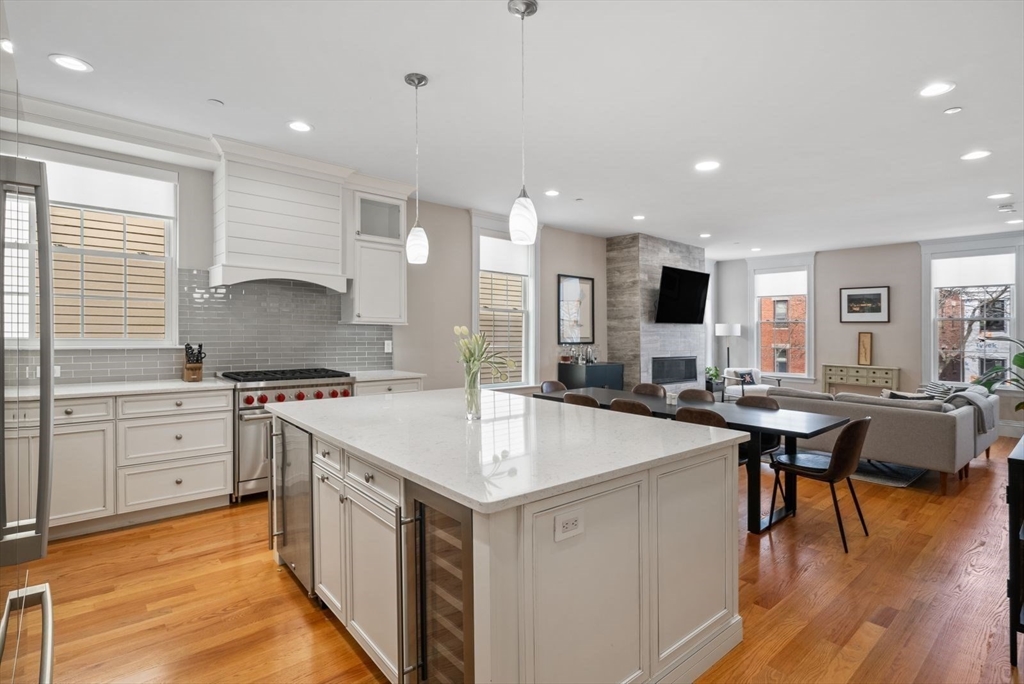 505 E Broadway 2
