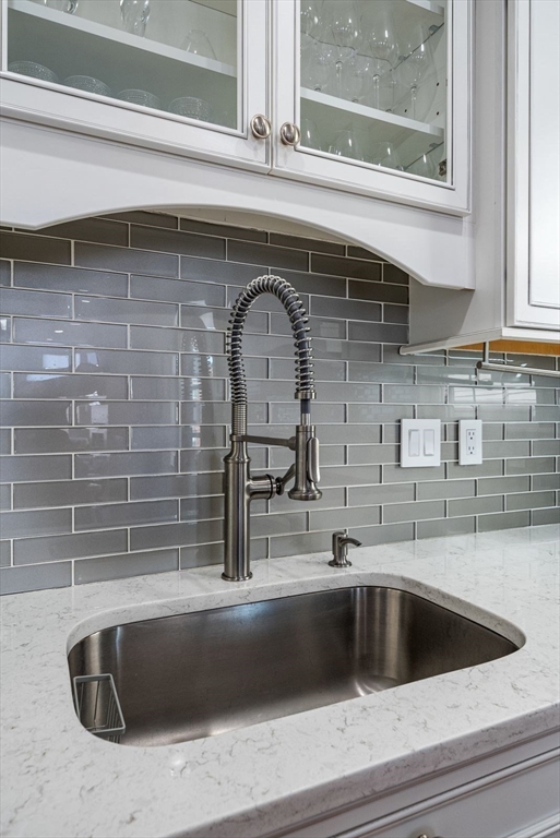 505 E Broadway 2