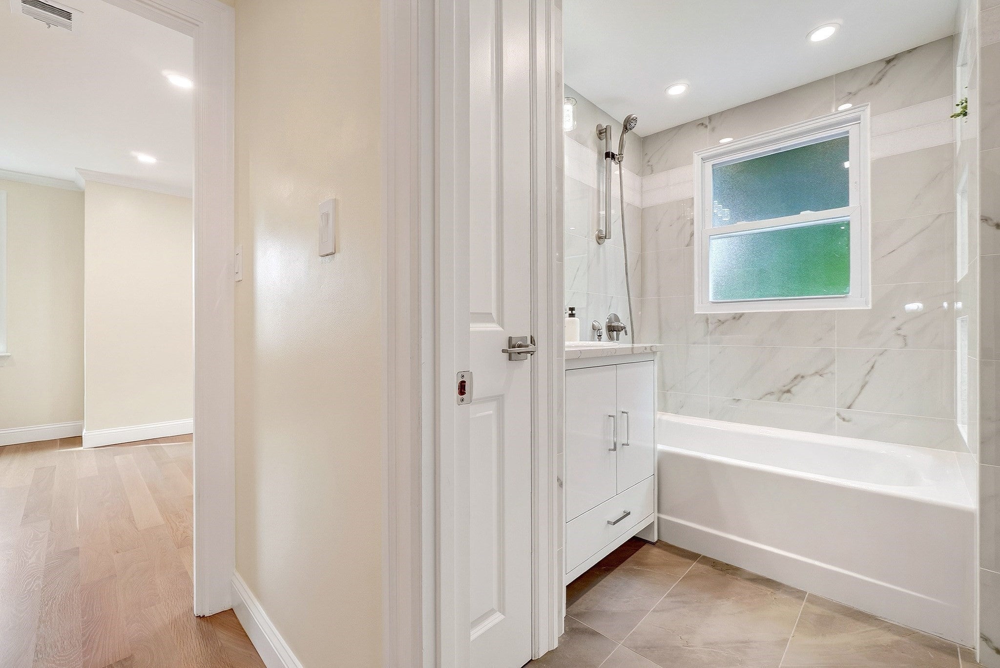 107 Woodley Ave, Boston, MA, 107 Woodley Ave, Boston, MA Photo #21