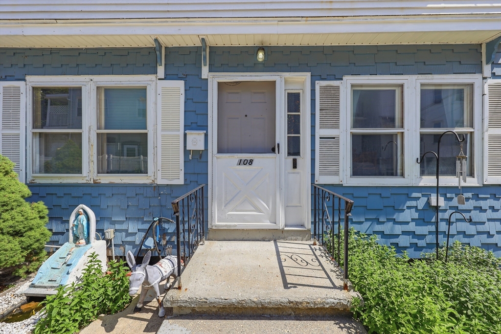 108 Marlborough Street 108