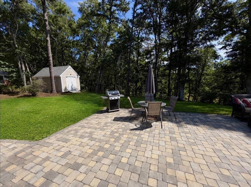 90 Lady Slipper Drive