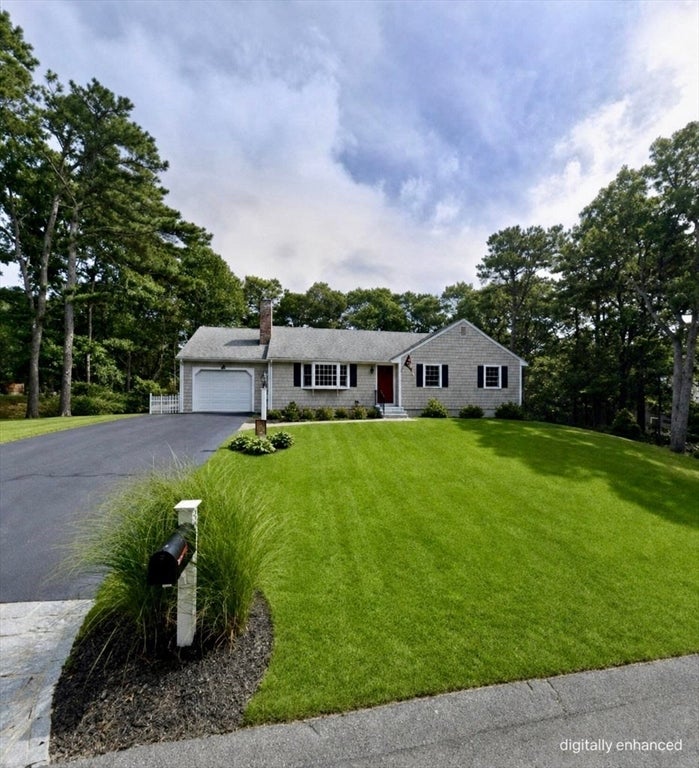 90 Lady Slipper Drive