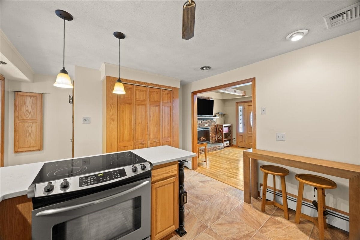 58 Briarwood Dr, Taunton, MA, 58 Briarwood Dr, Taunton, MA Photo #11