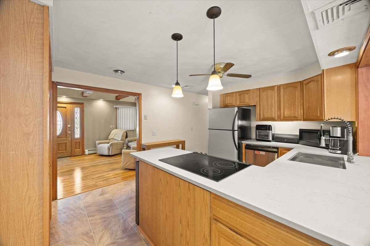 58 Briarwood Dr, Taunton, MA, 58 Briarwood Dr, Taunton, MA Photo #13