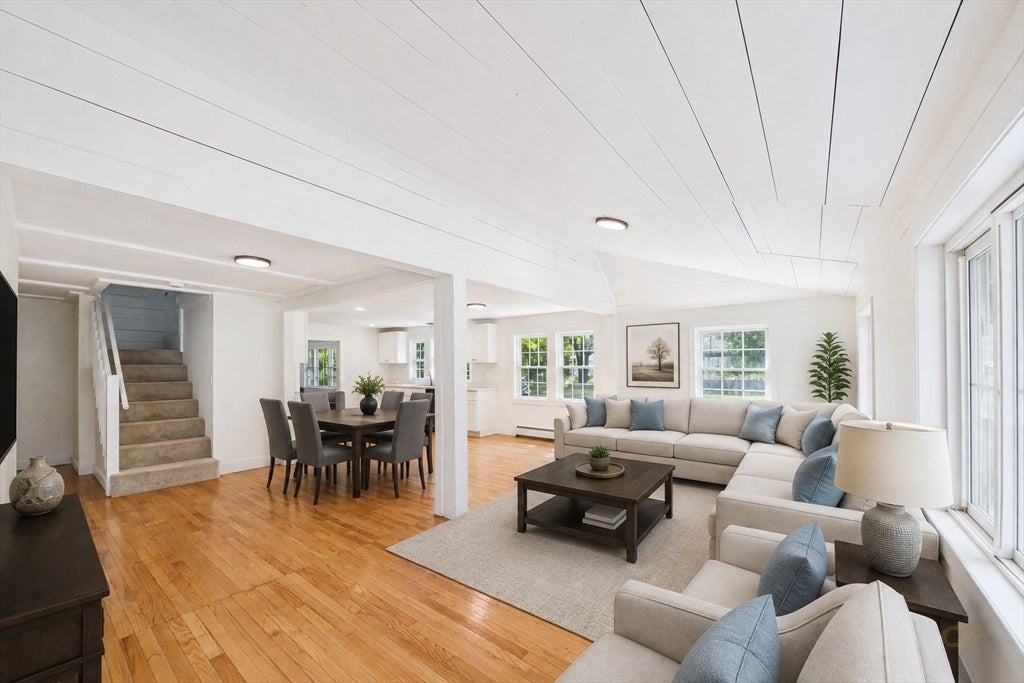 17 Winthrop Rd, Plymouth, MA, 17 Winthrop Rd, Plymouth, MA Photo #8