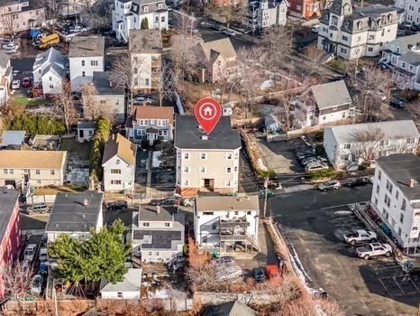 13-15 Amity St