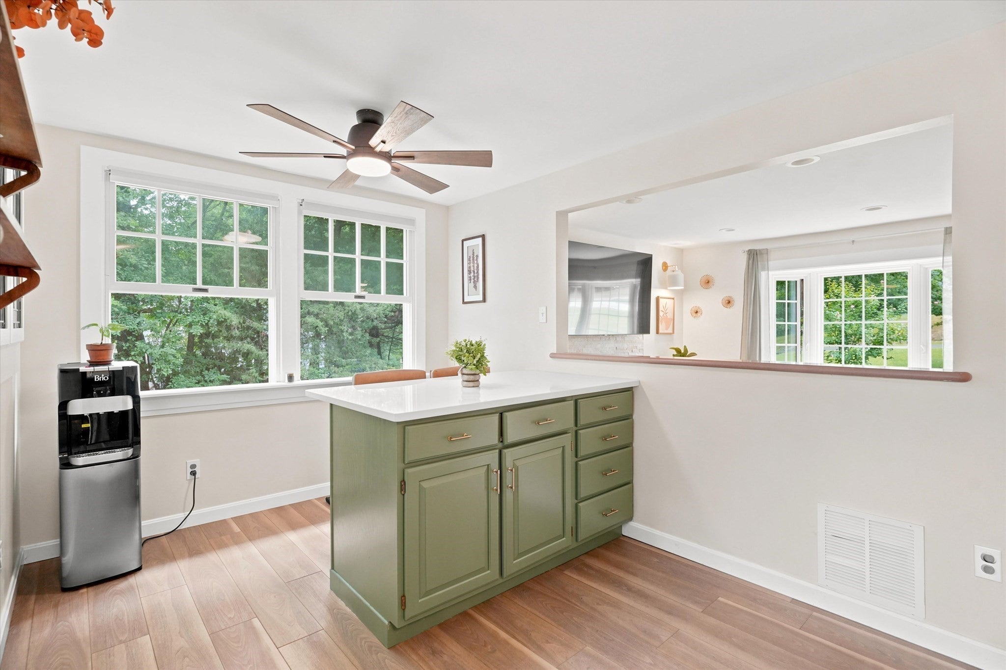 13 Hilltop Dr, Burlington, MA, 13 Hilltop Dr, Burlington, MA Photo #5