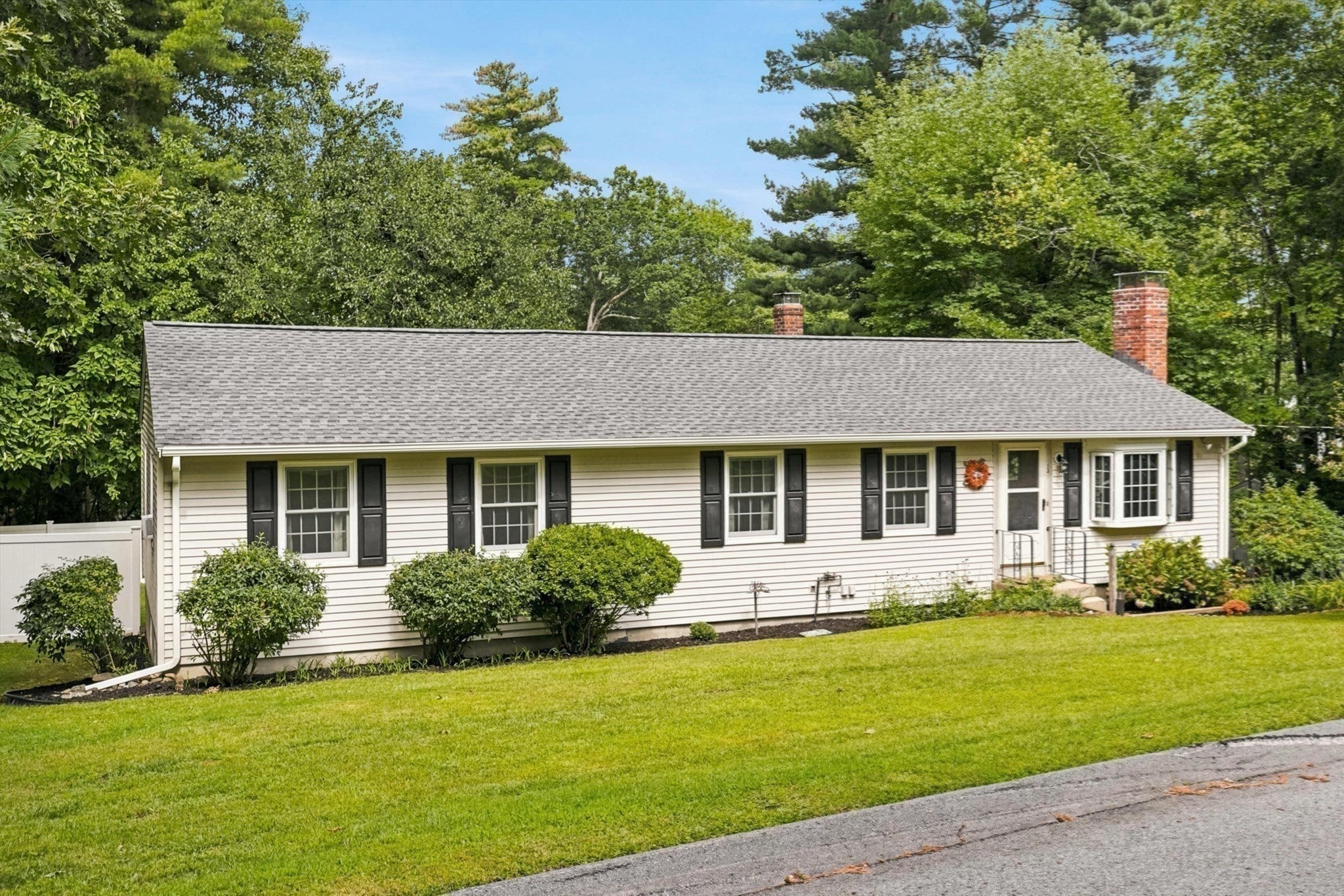 13 Hilltop Dr, Burlington, MA, 13 Hilltop Dr, Burlington, MA Photo #35