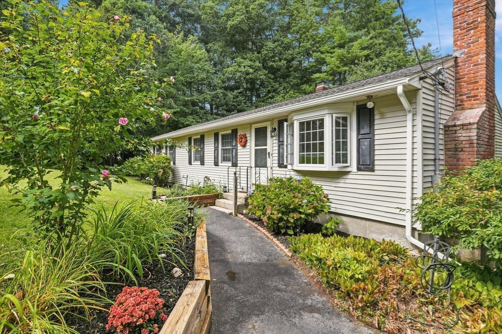 13 Hilltop Dr, Burlington, MA, 13 Hilltop Dr, Burlington, MA Photo #37