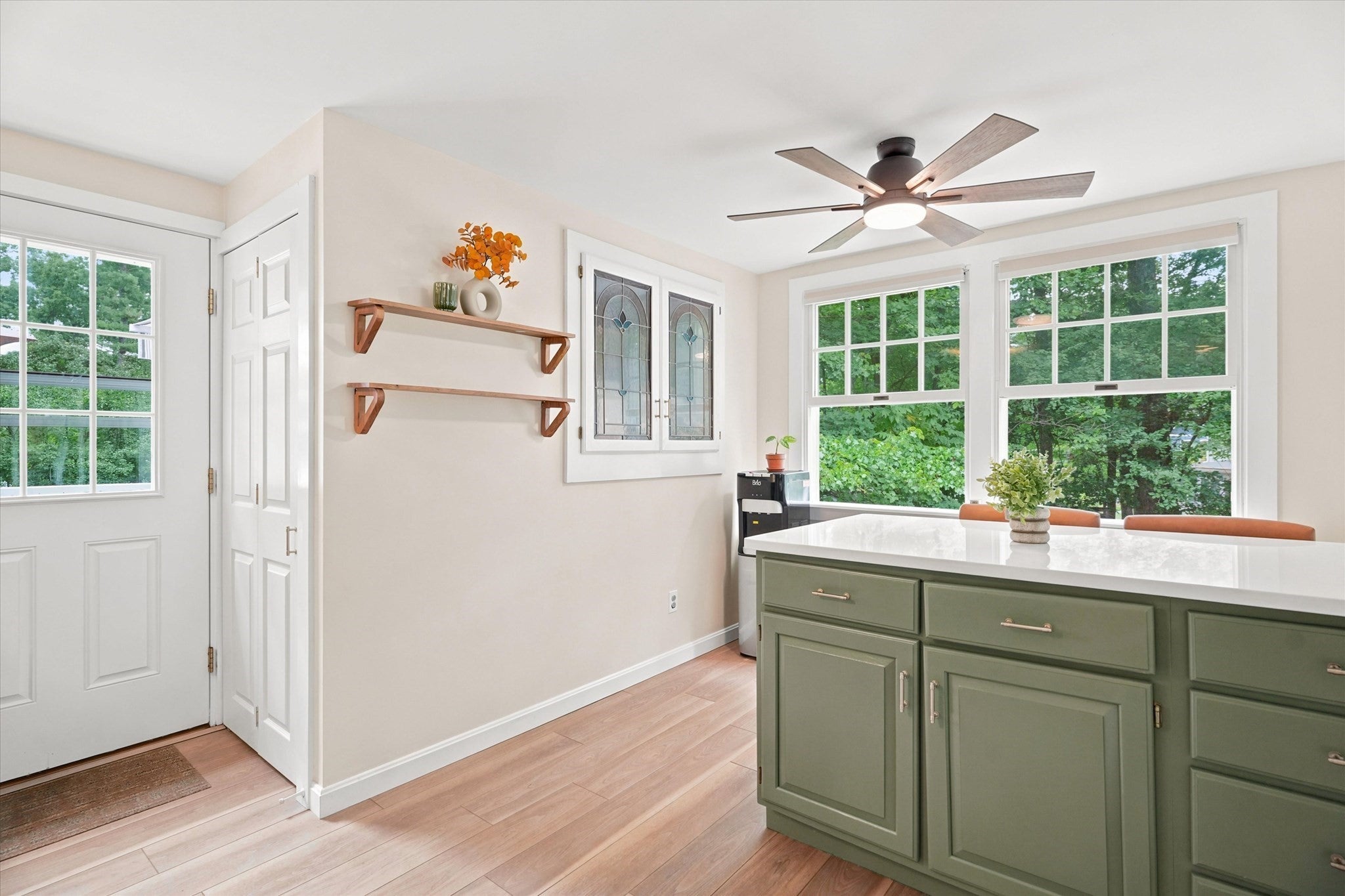 13 Hilltop Dr, Burlington, MA, 13 Hilltop Dr, Burlington, MA Photo #4