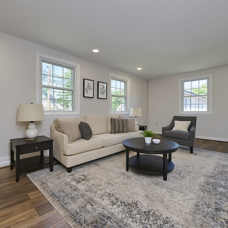 1028 Waverley St 1028