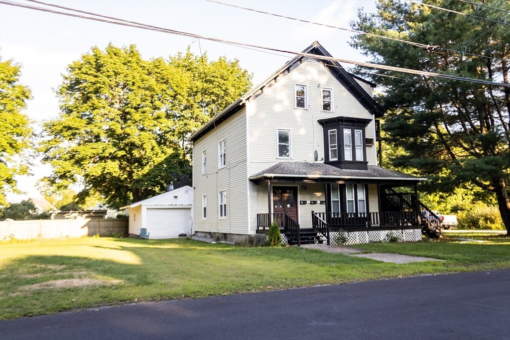 Click for 39 Hope Street #2, Attleboro, MA slideshow