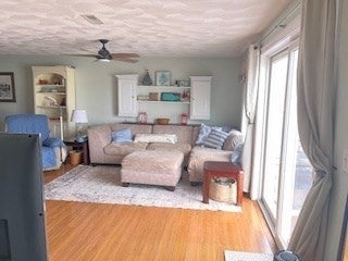 84 Railroad Ave #B, Salisbury, MA Photo #7