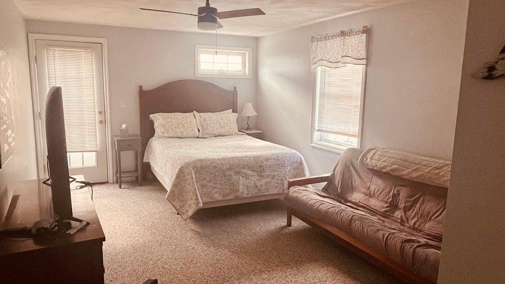 84 Railroad Ave #B, Salisbury, MA Photo #12