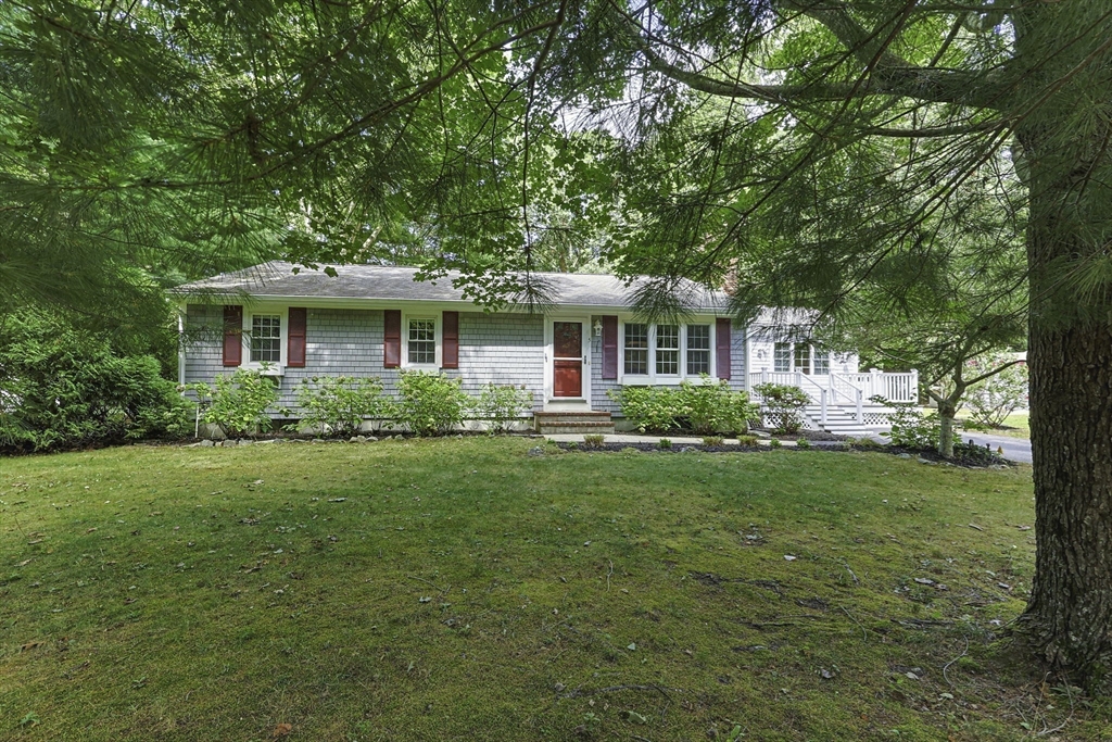 5 Carl Gardner Rd