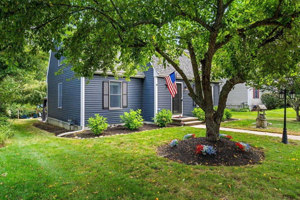 28 Andrews Farm Rd