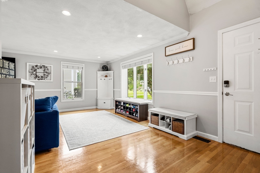 28 Andrews Farm Rd