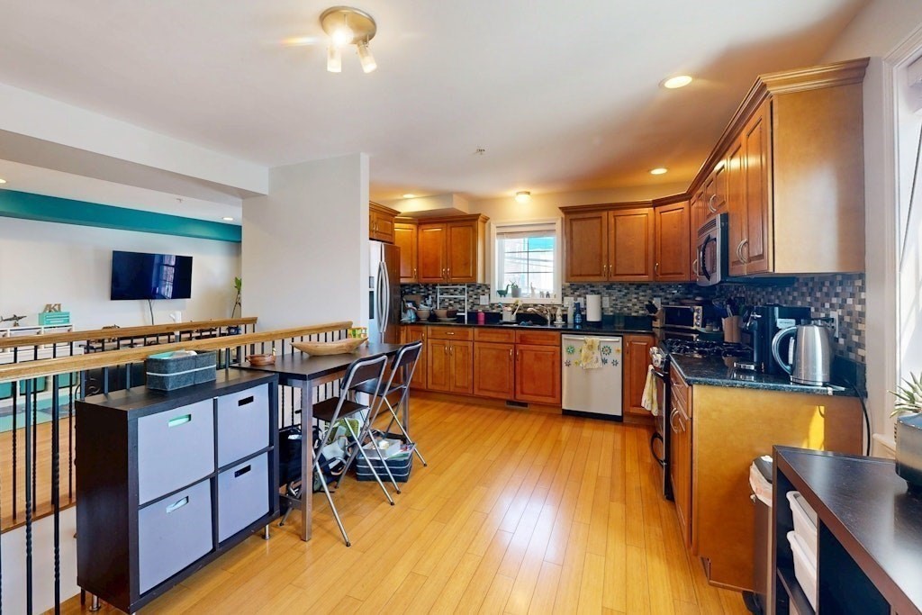 1 Hadley St #1, Boston, MA Photo #2