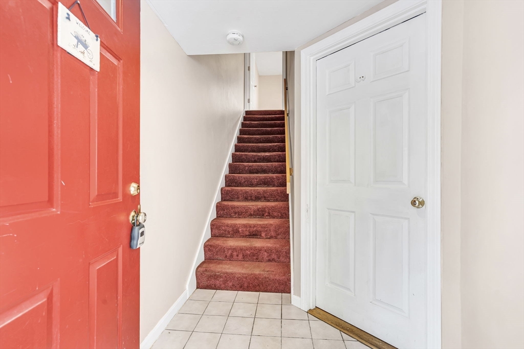 4 Country Meadow Rd 4