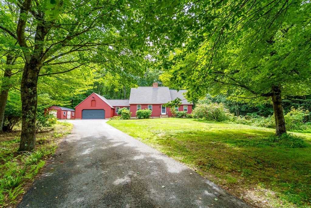 123 Saunders Street, Gardner, MA Photo #4