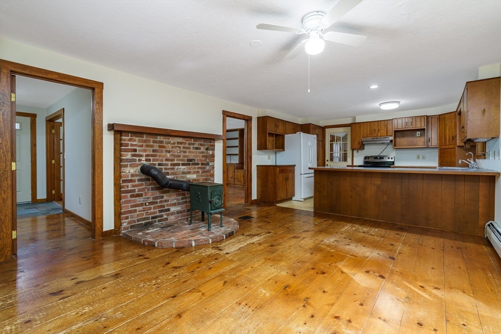 123 Saunders Street, Gardner, MA Photo #12
