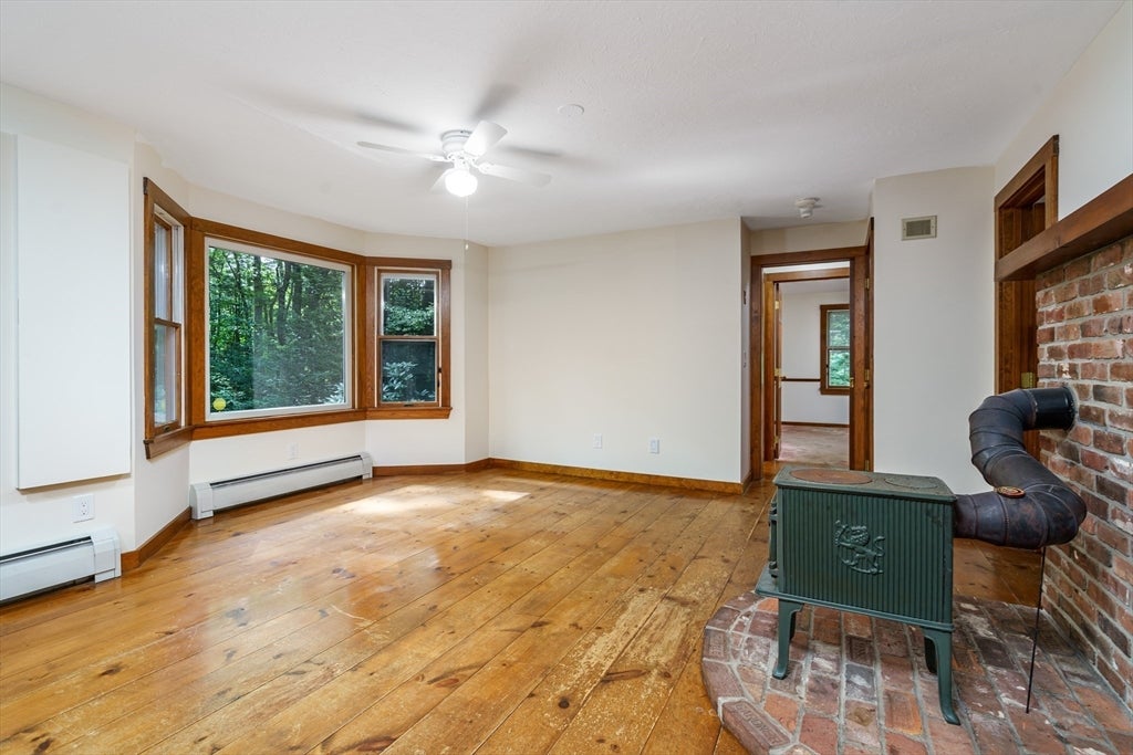 123 Saunders Street, Gardner, MA Photo #10