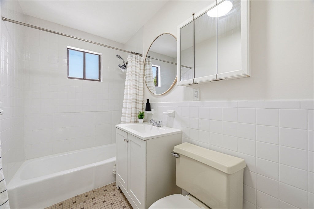 595 Revere Beach Pkwy #40, Revere, MA, 595 Revere Beach Pkwy #40, Revere, MA Photo #30